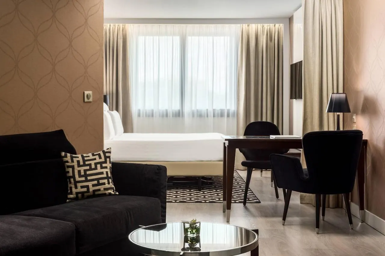 Ac Hotel Paris Porte Maillot By Marriott France