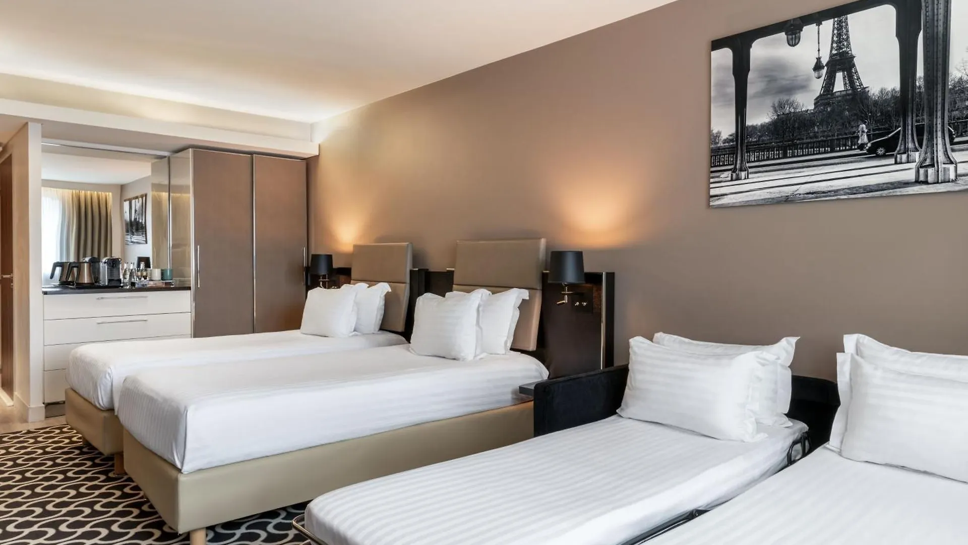 Ac Hotel Paris Porte Maillot By Marriott 4*,