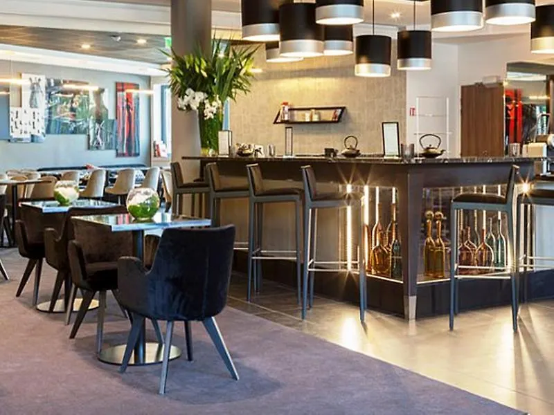 Ac Hotel Paris Porte Maillot By Marriott