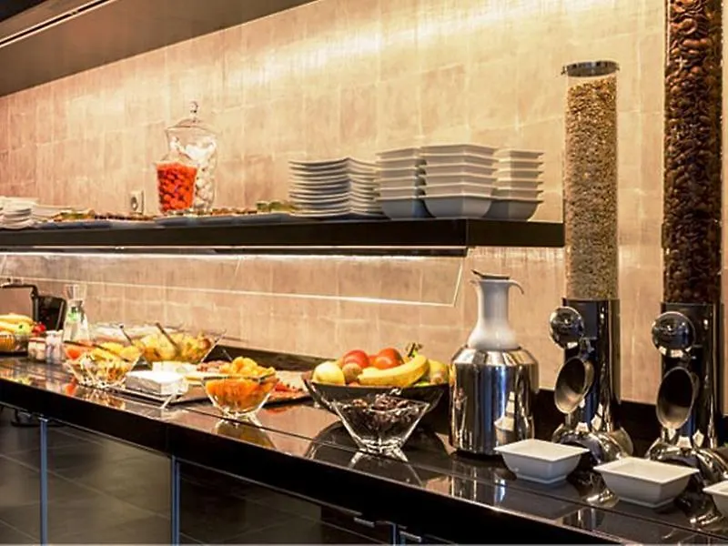 Ac Hotel Paris Porte Maillot By Marriott