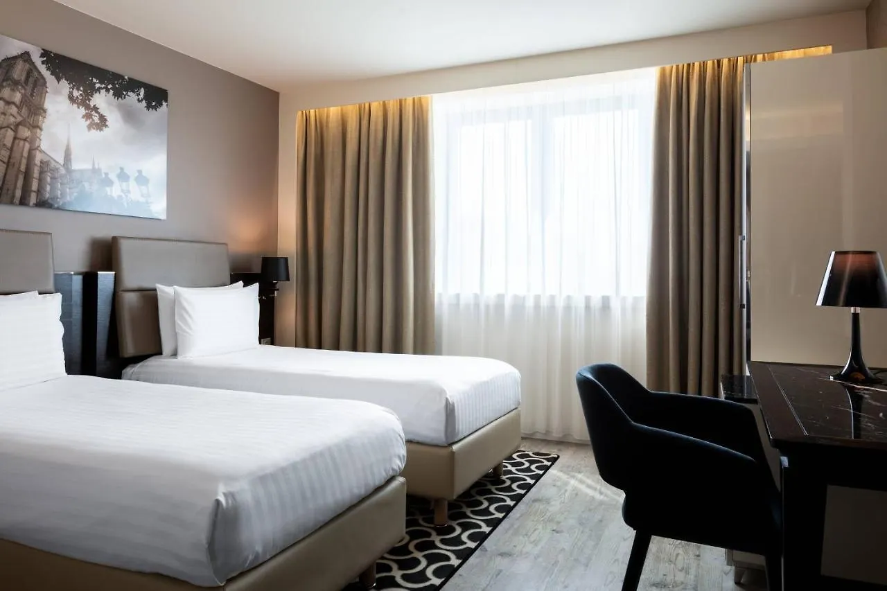 Ac Hotel Paris Porte Maillot By Marriott