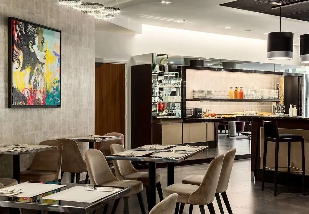 Ac Hotel Paris Porte Maillot By Marriott