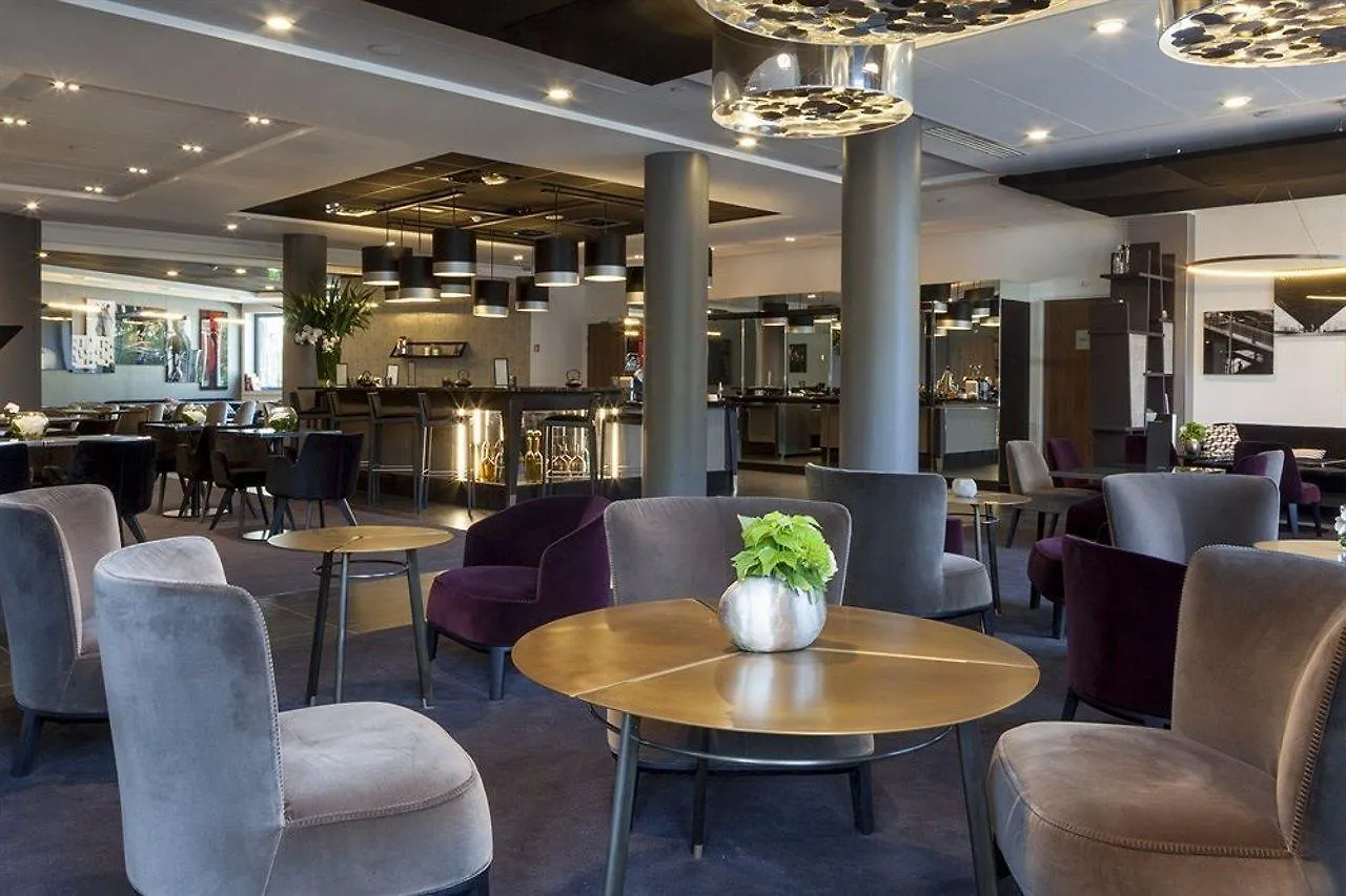 Ac Hotel Paris Porte Maillot By Marriott 4*,