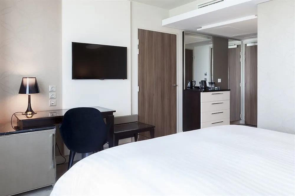 Ac Hotel Paris Porte Maillot By Marriott